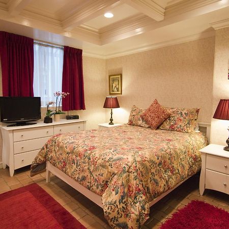 Cheshire Cat Inn & Cottages ซานตาบาร์บารา ภายนอก รูปภาพ