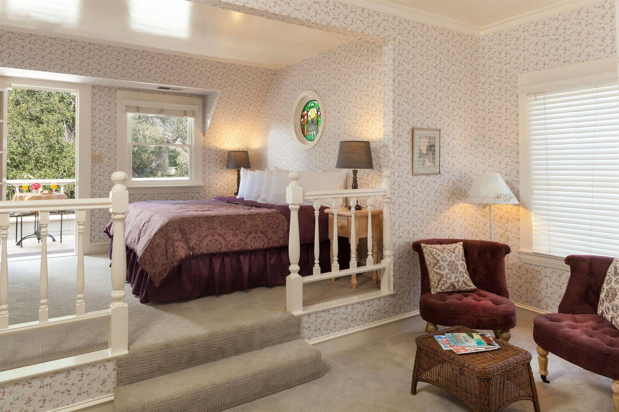 Cheshire Cat Inn & Cottages ซานตาบาร์บารา ภายนอก รูปภาพ