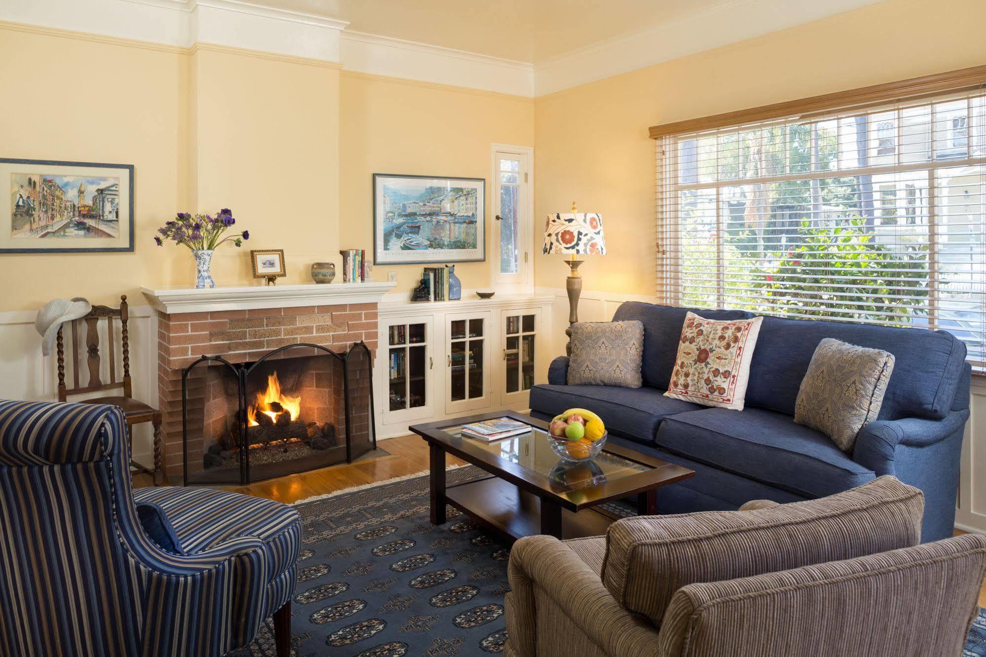 Cheshire Cat Inn & Cottages ซานตาบาร์บารา ภายนอก รูปภาพ