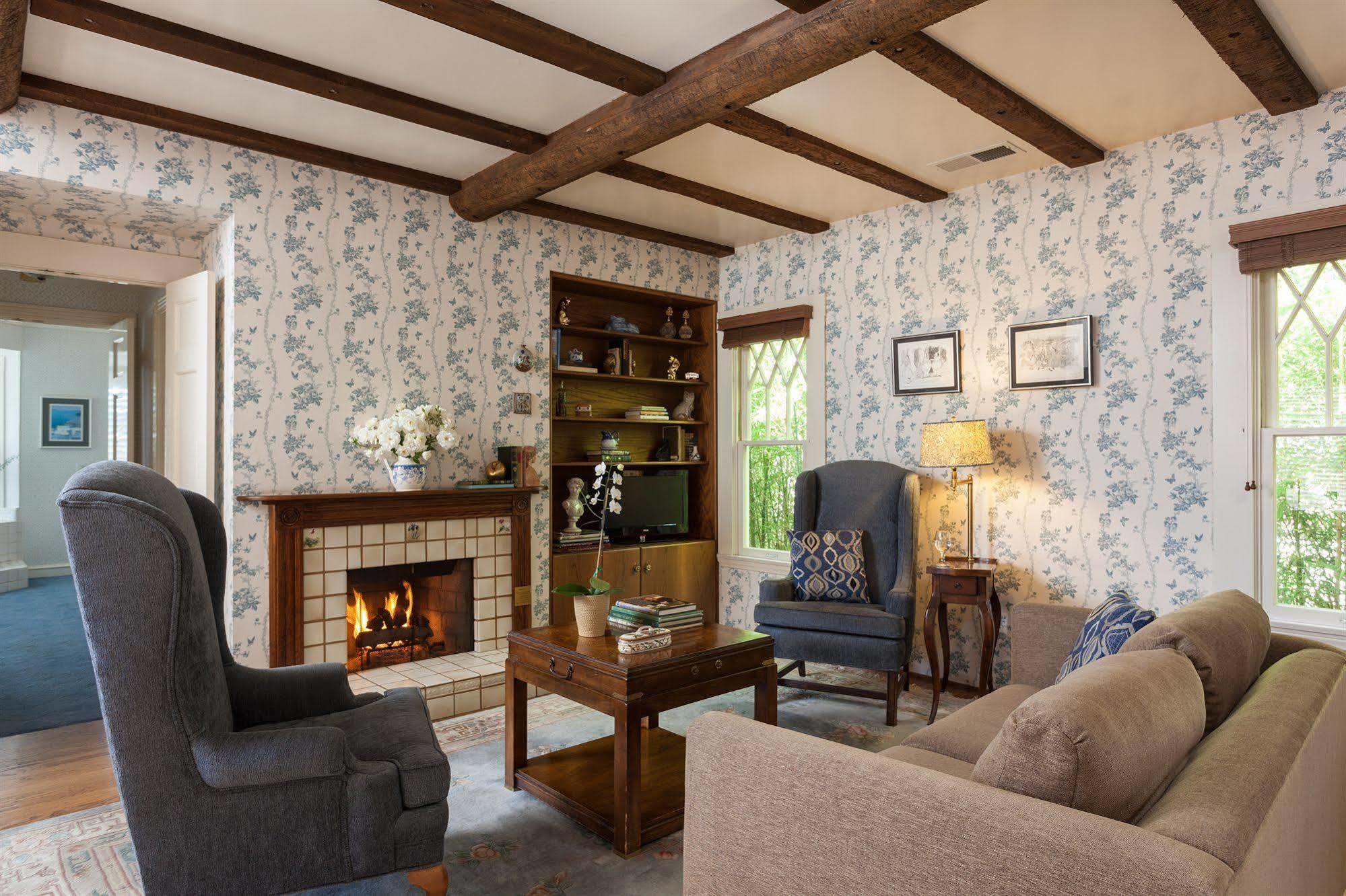 Cheshire Cat Inn & Cottages ซานตาบาร์บารา ภายนอก รูปภาพ